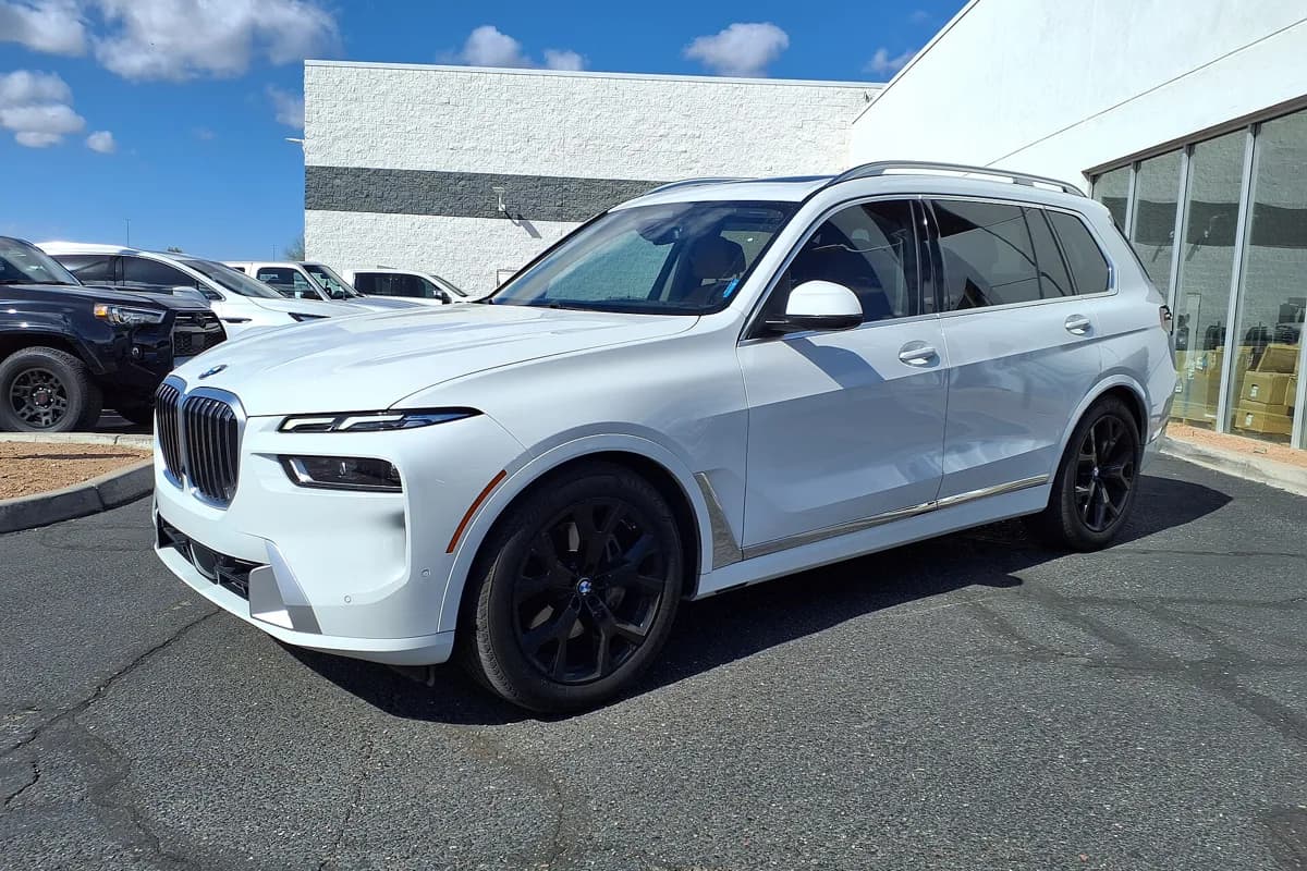 BMW X7