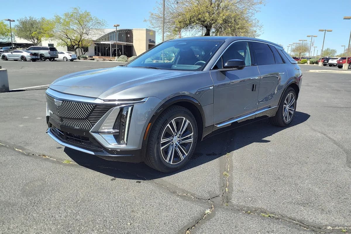 Cadillac LYRIQ