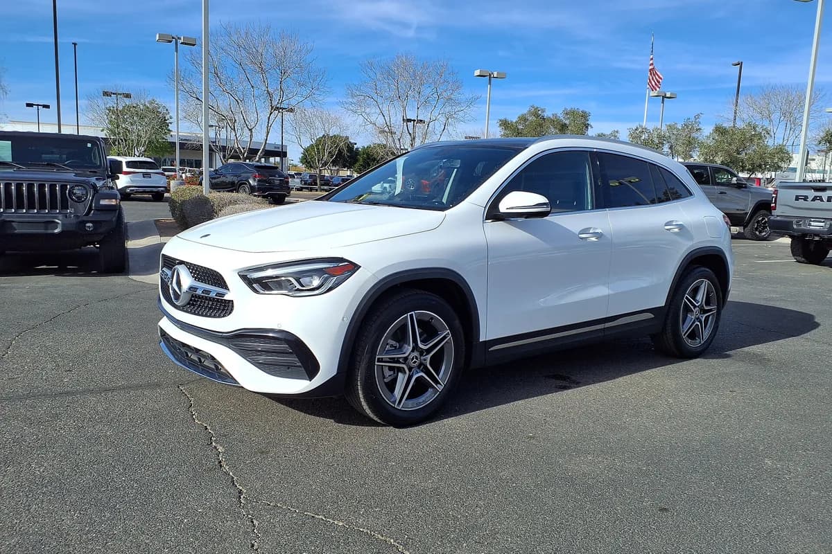 Mercedes-Benz GLA