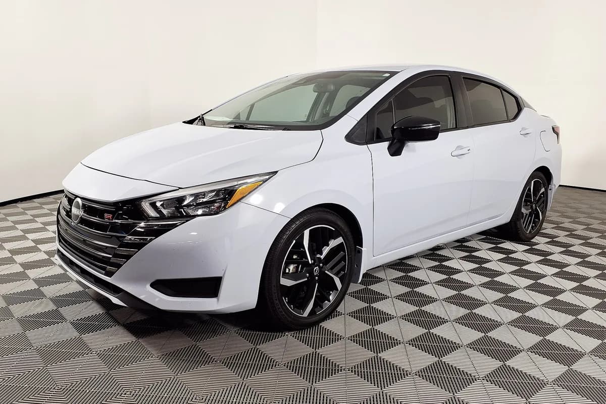 Nissan Versa