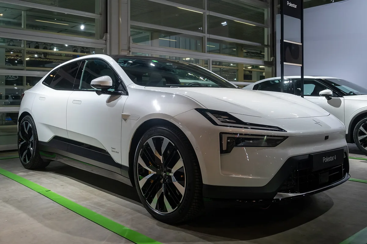 Polestar 4